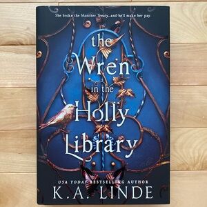 The Wren in the Holly Library Book by K.A. Linde